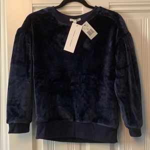 Threads for thought flush velvet pullover